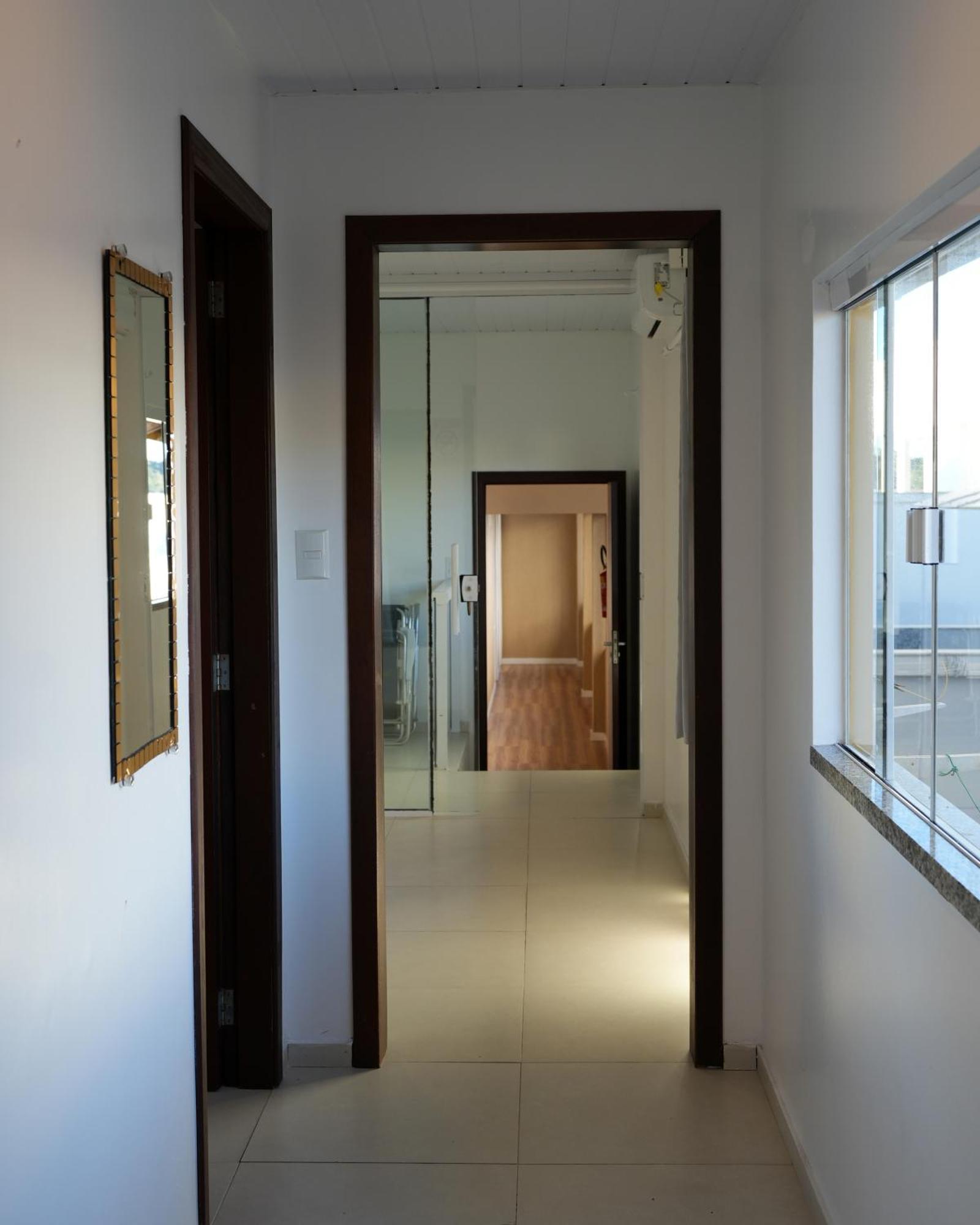 Pousada Areia Cristal บอมบินญัส ภายนอก รูปภาพ